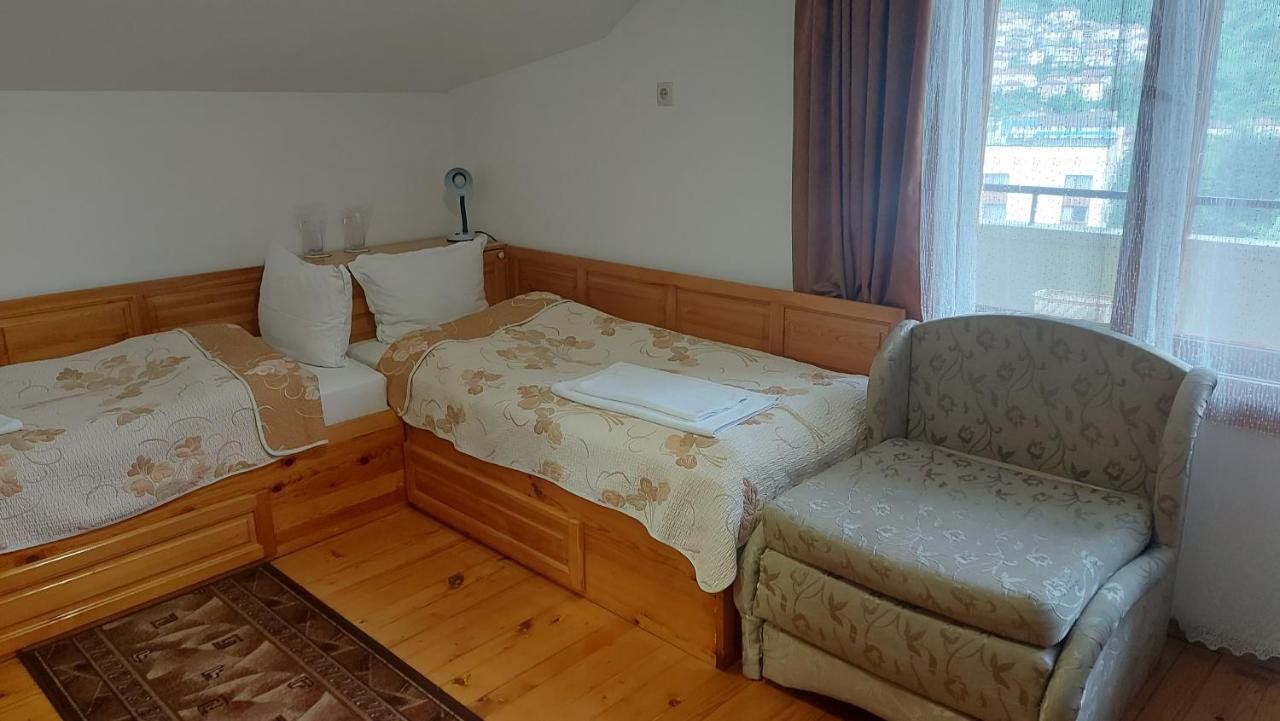 Vitosha Guest House Devin Esterno foto